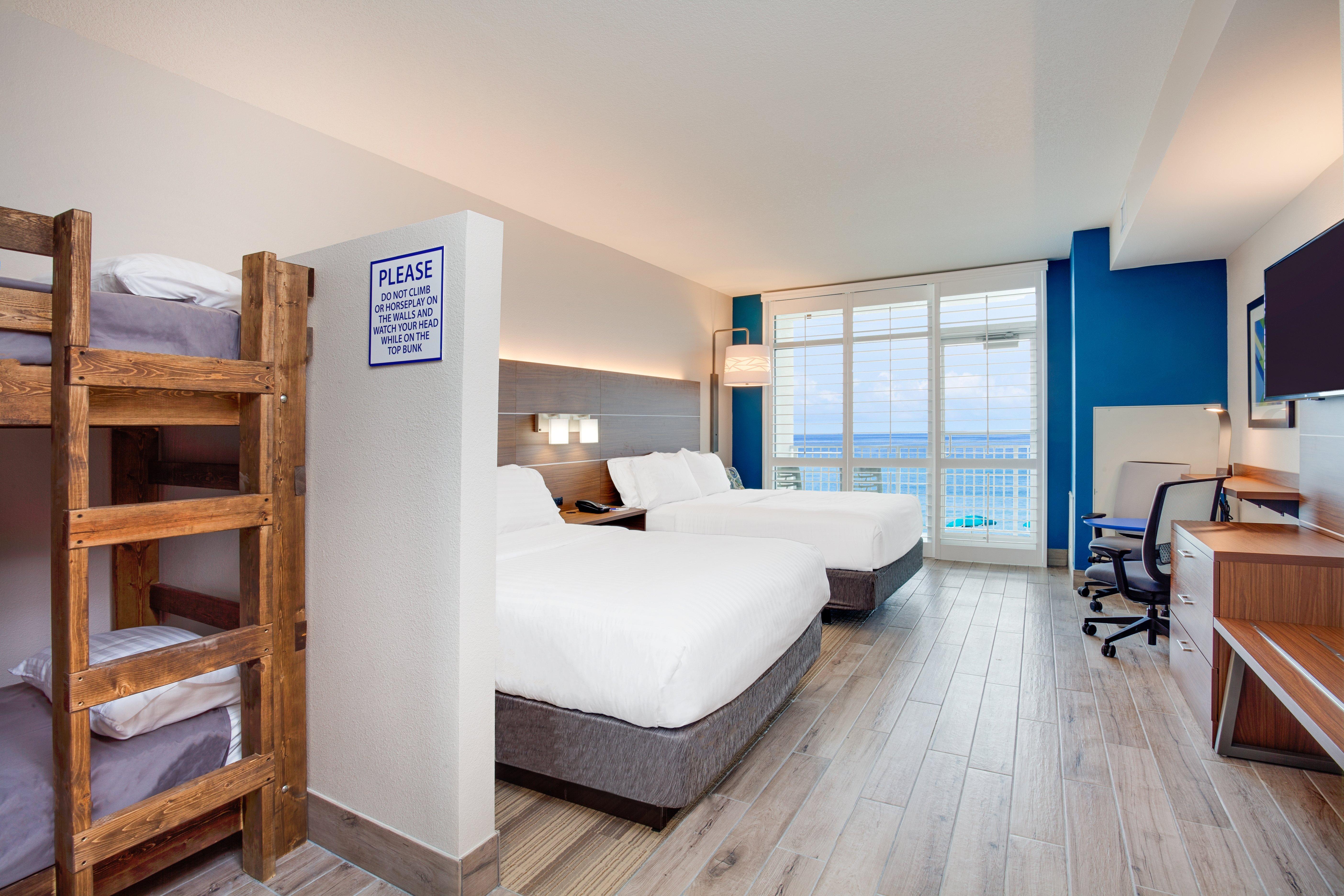 Holiday Inn Express & Suites Panama City Beach Beachfront By Ihg Εξωτερικό φωτογραφία