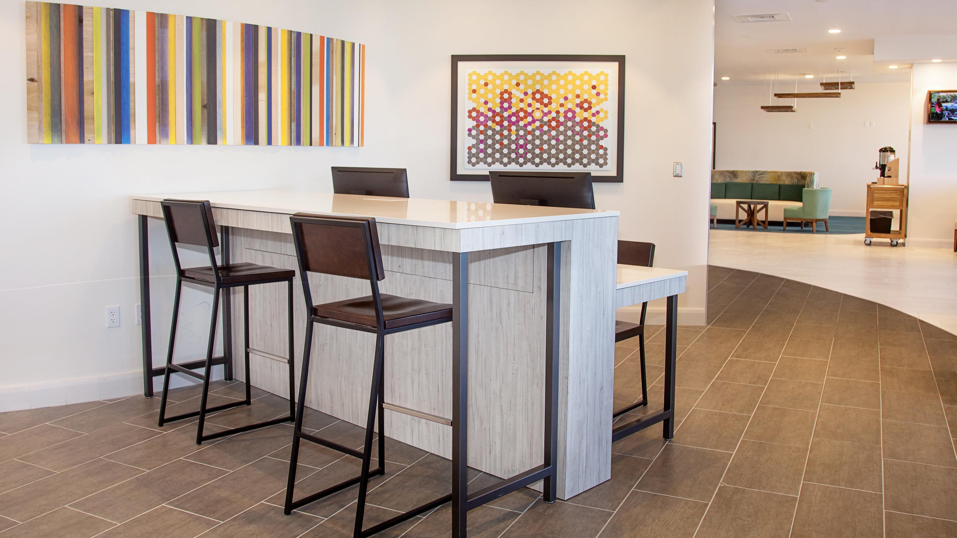 Holiday Inn Express & Suites Panama City Beach Beachfront By Ihg Εξωτερικό φωτογραφία