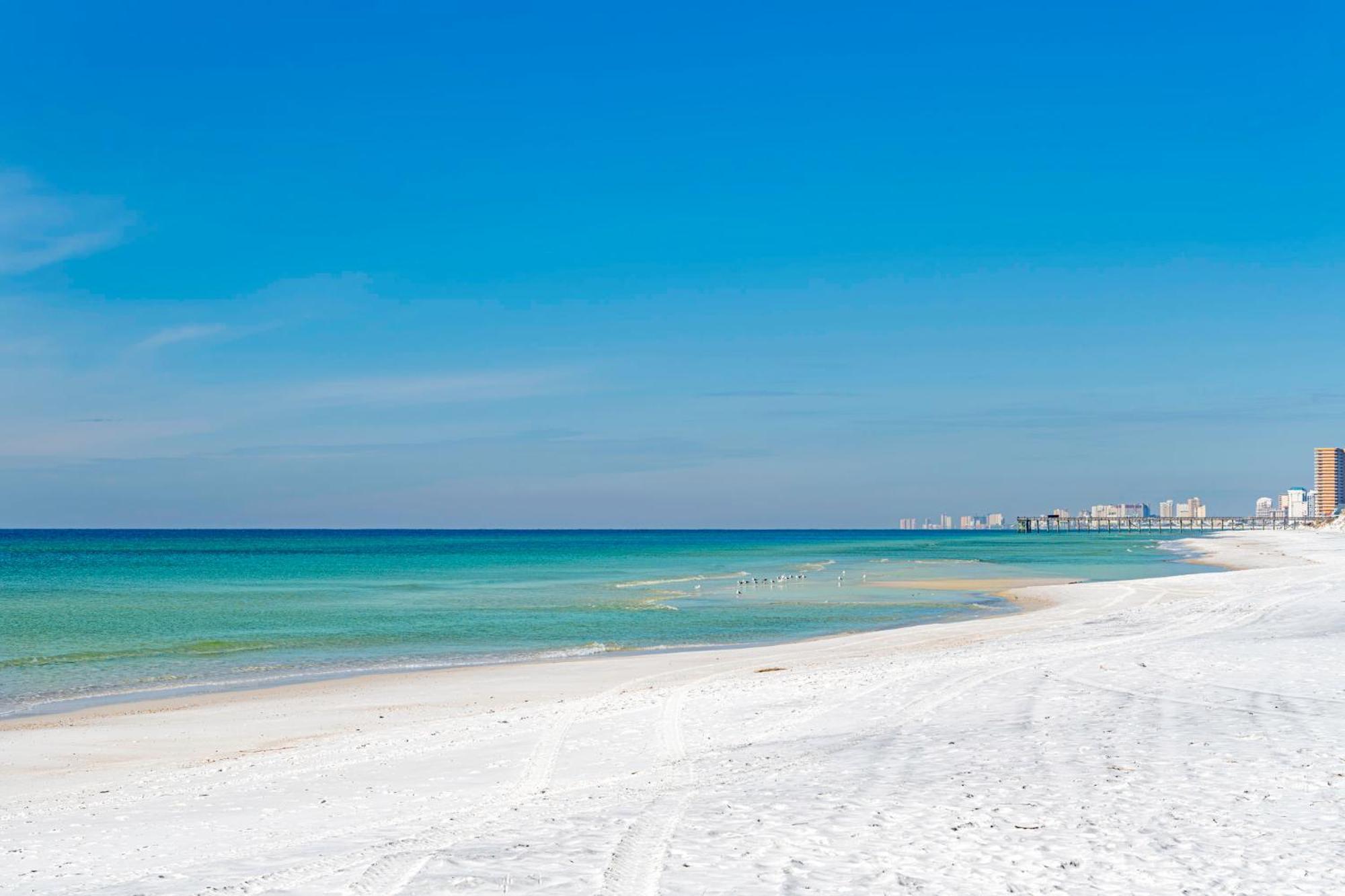 Holiday Inn Express & Suites Panama City Beach Beachfront By Ihg Εξωτερικό φωτογραφία