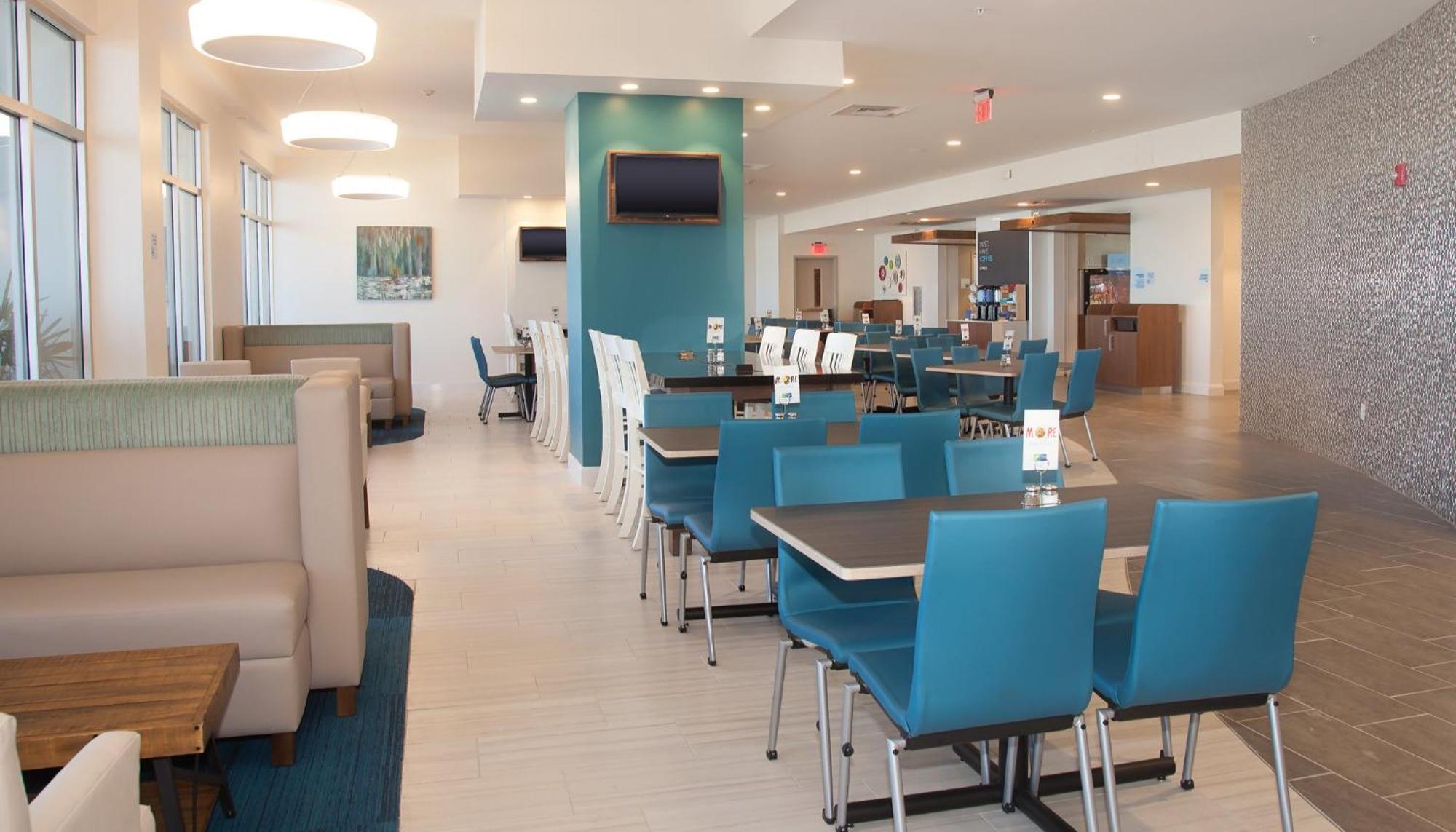 Holiday Inn Express & Suites Panama City Beach Beachfront By Ihg Εξωτερικό φωτογραφία